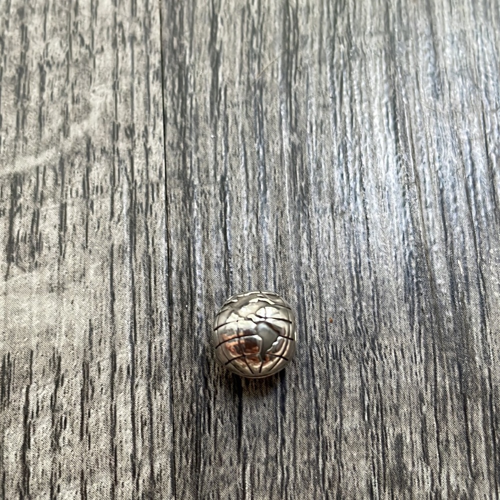 Retired- Pandora Globe Charm - Picture 5 of 6